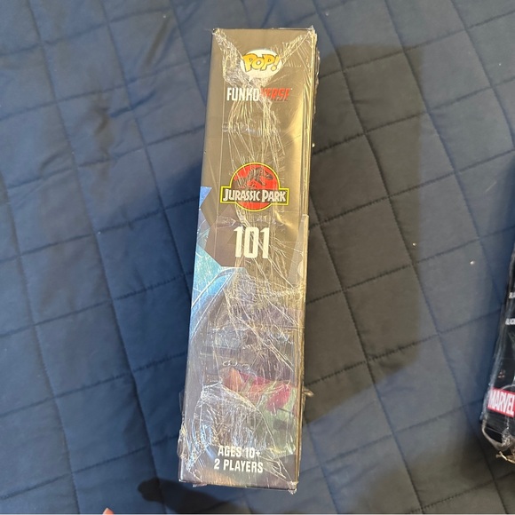 NWOT Funkoverse Jurassic Park 101 Strategy Game - Picture 4 of 5